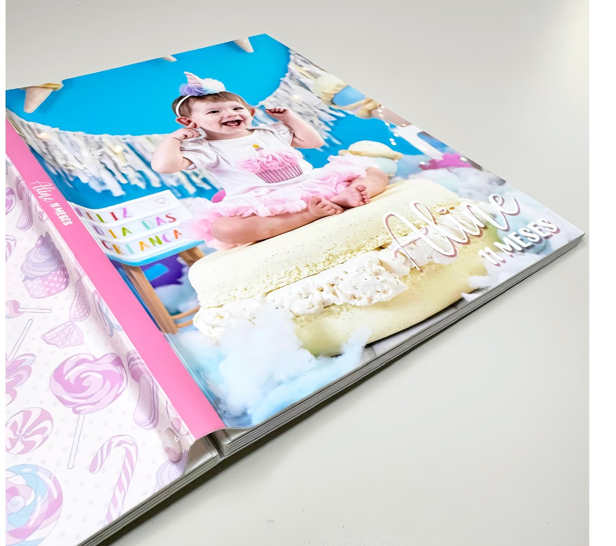 Fitbook com capa fotográfica