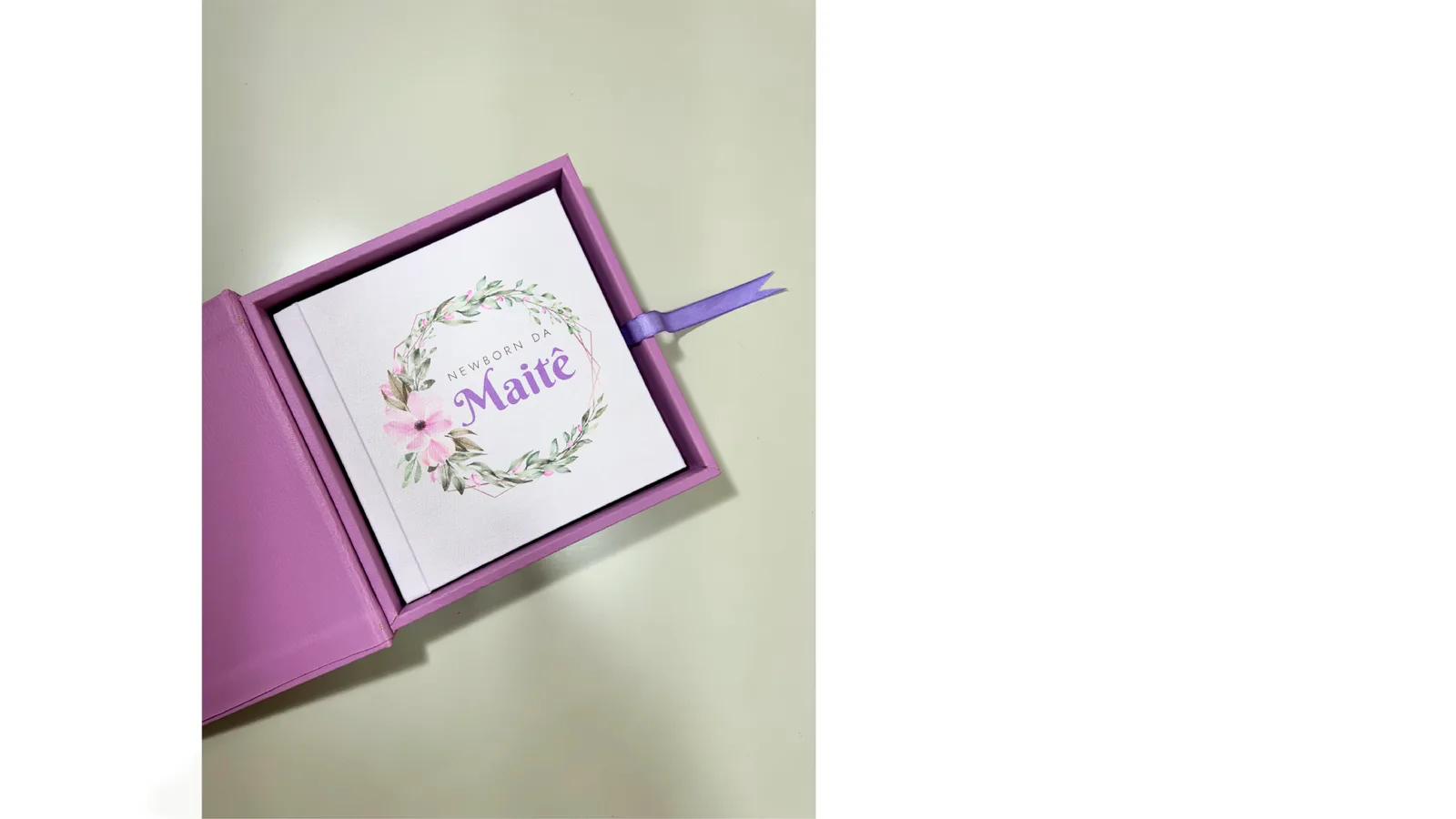 Álbum QUINZE aberto para consulta de detalhes